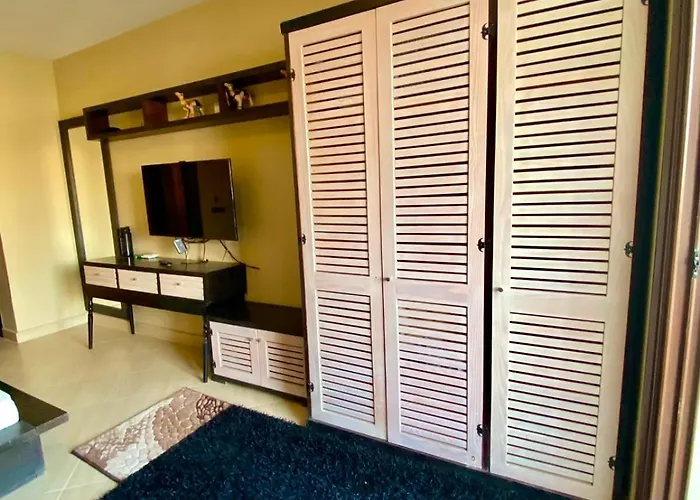 Floor With Sea & Pool View Gravity - Couples And Family Only
